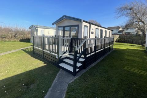 Paddocks 2 exterior