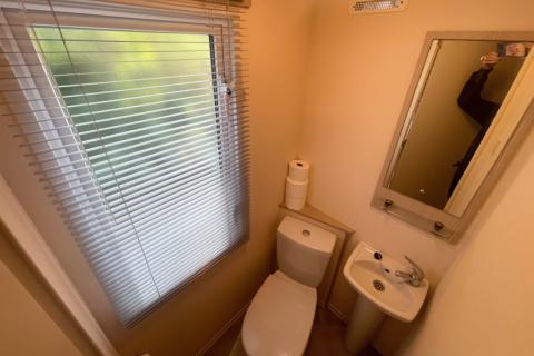 pitch 38 ensuite wc
